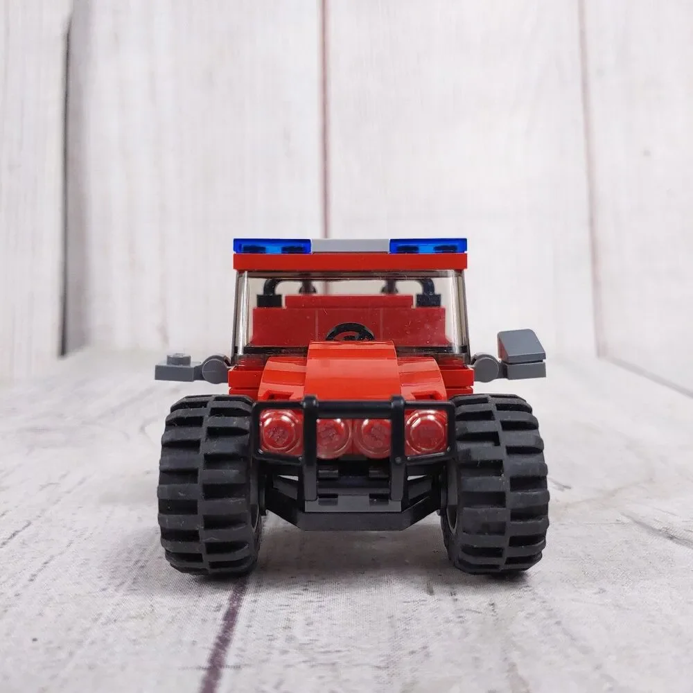 Incomplete, Lego City 60172 Dirt Road Pursuit Red Vehicle Police Car - Red Buggy